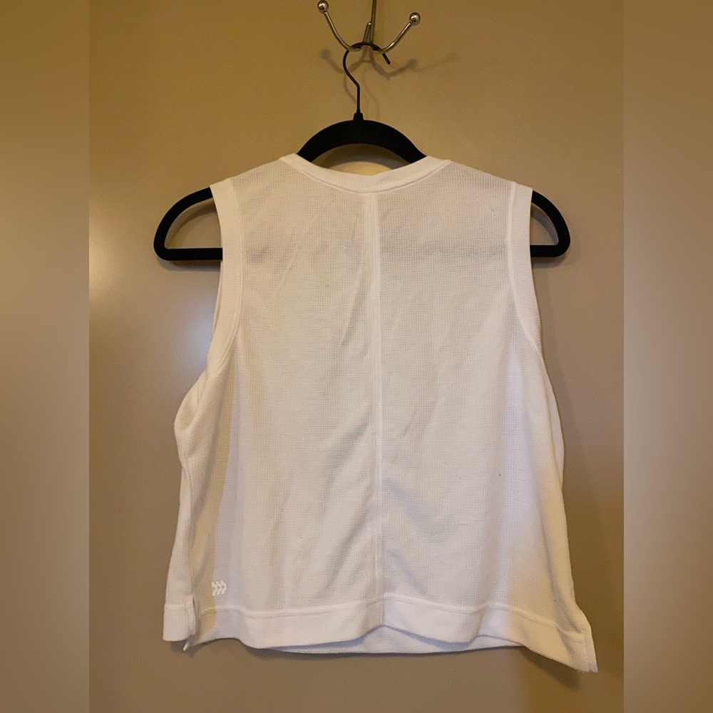 Flowy Tank Top - Picture 3 of 3